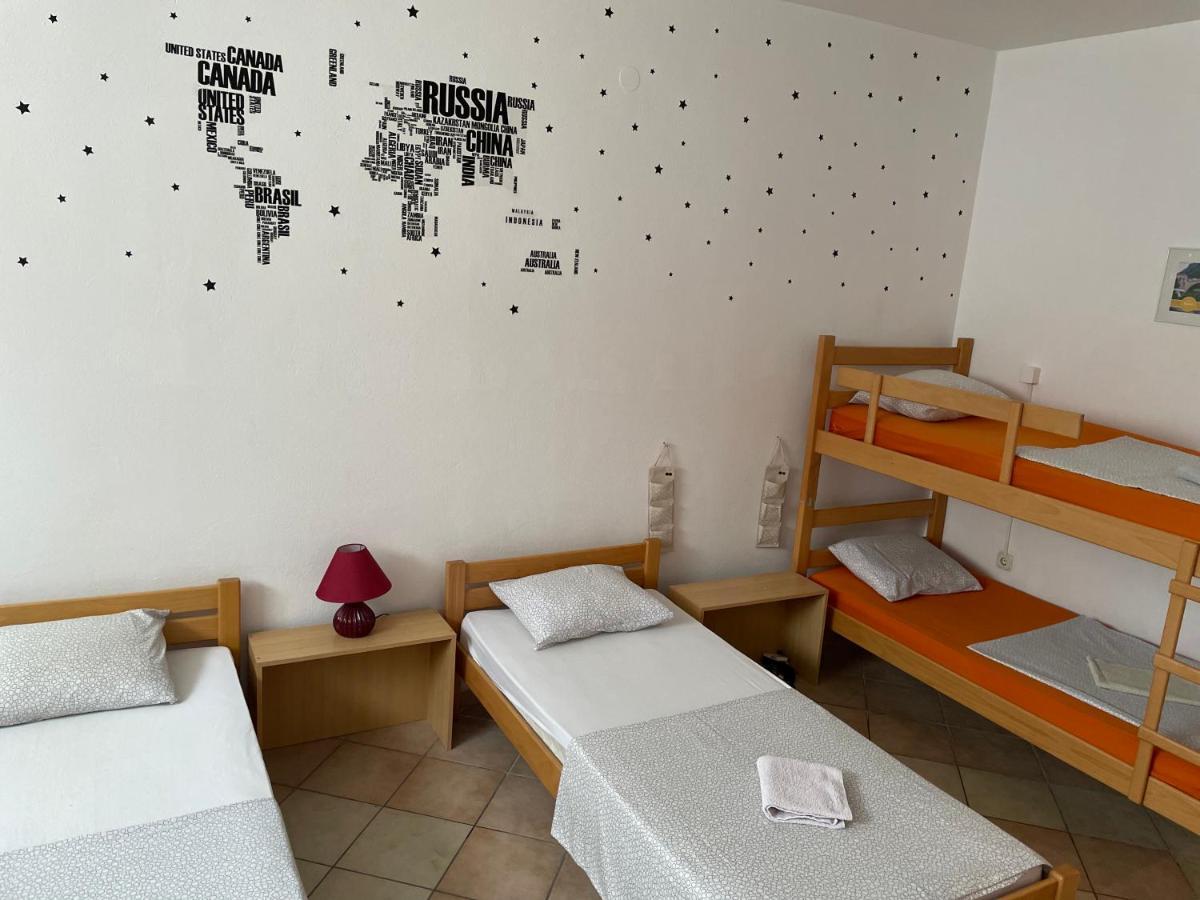 Rooms Deny Mostar Bagian luar foto