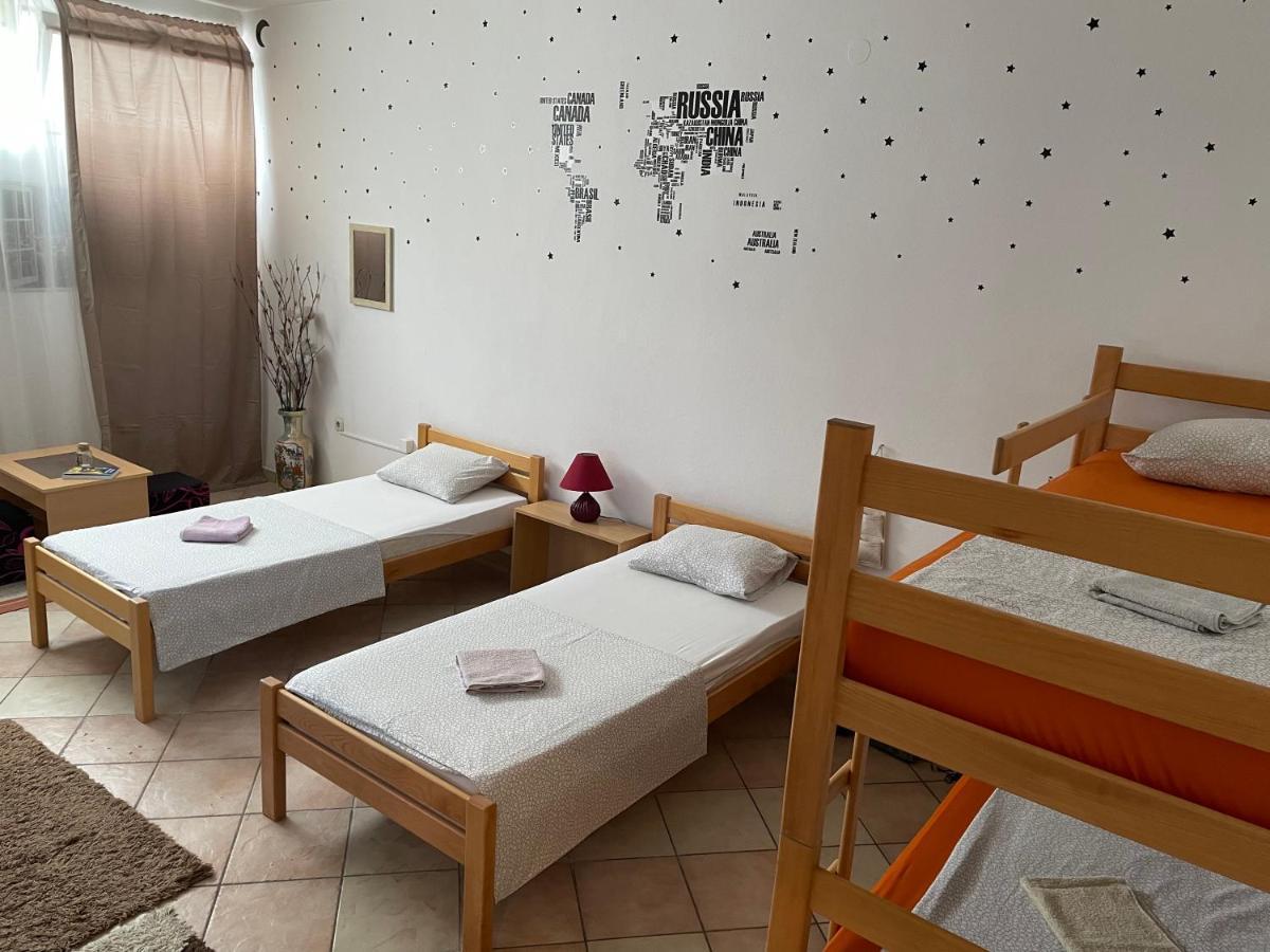 Rooms Deny Mostar Bagian luar foto